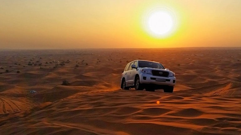 Desert Safari Dubai Evening: An Unforgettable Experience Under the Stars