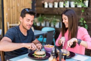 How to Enjoy an Unforgettable Dining Experience in The Woodlands, TX