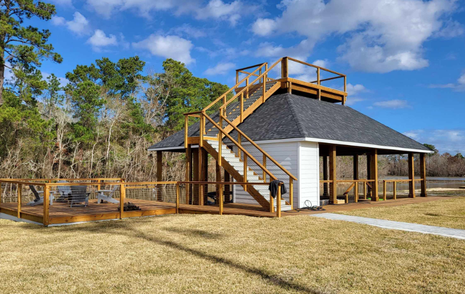 Choosing the Right Boat Lift: A Guide for Waterfront Property Owners