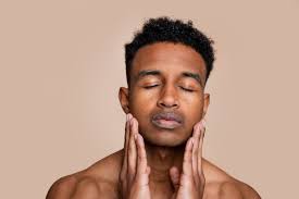 Clear Skin Confidence: A Guide to Managing Acne on Darker Skin Tones