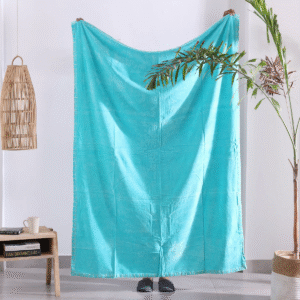 Lightweight Throws for Summer: The Perfect Blend of Comfort and Style 