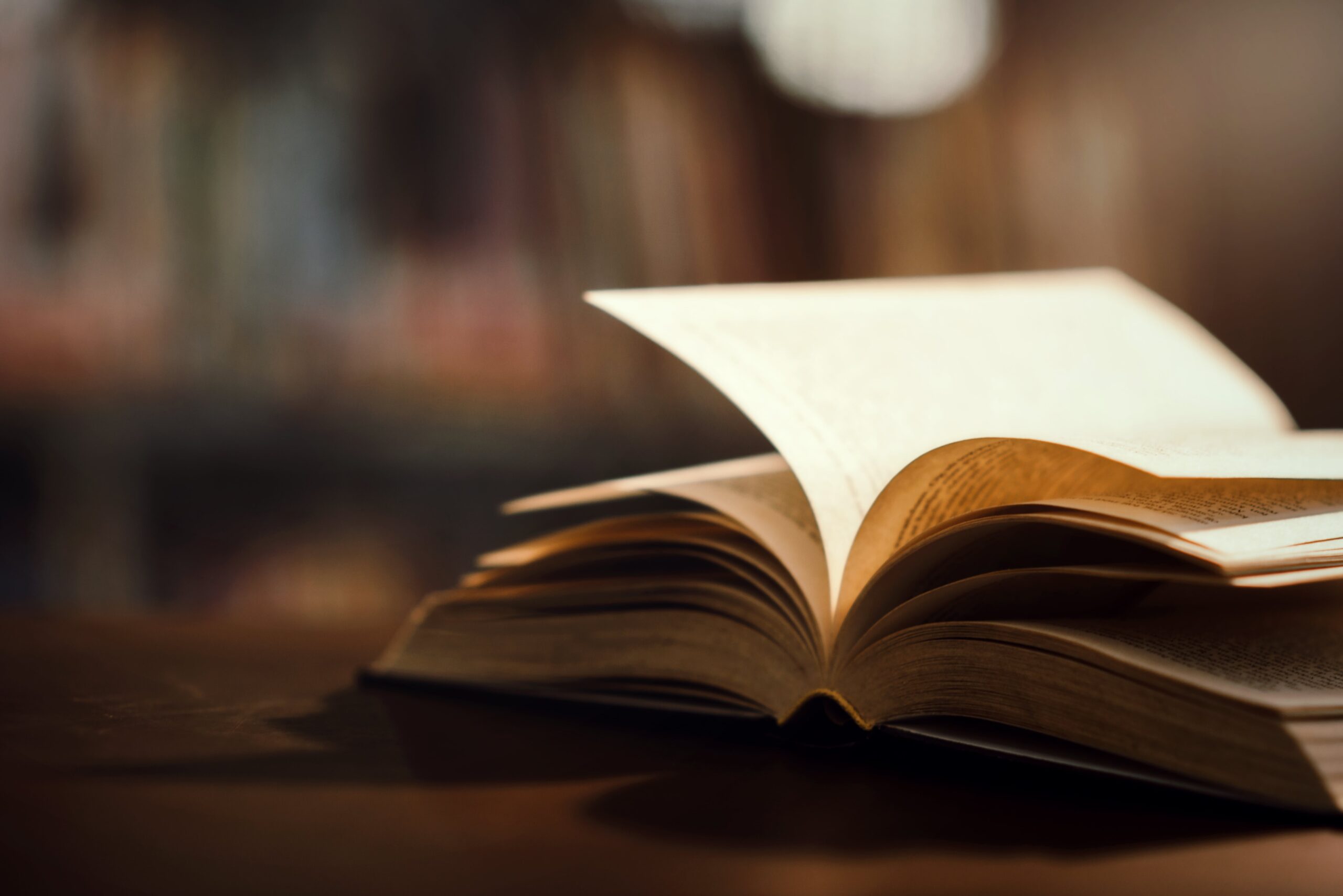How to Choose the Right Ghostwriting Services for Your Book?