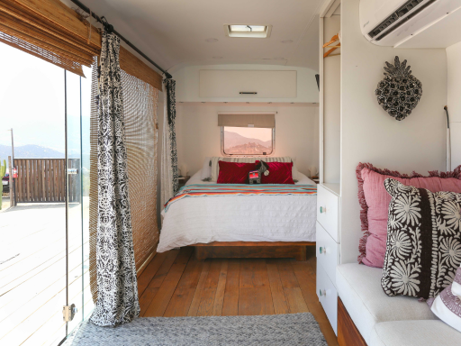 tiny house trailer manufacturers