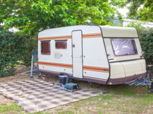 What Sets High-Quality Tiny House Trailer Manufacturers Apart from Generic Trailer Builders?