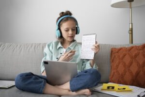 Learn Better, Speak Smarter: English Classes Online Made Simple