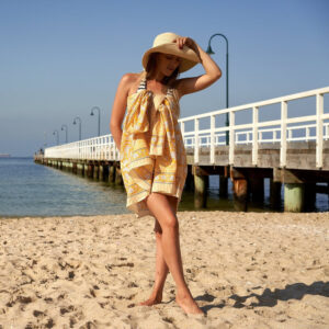Breeze Through Summer: Why a Sarong is Perfect for the Beach