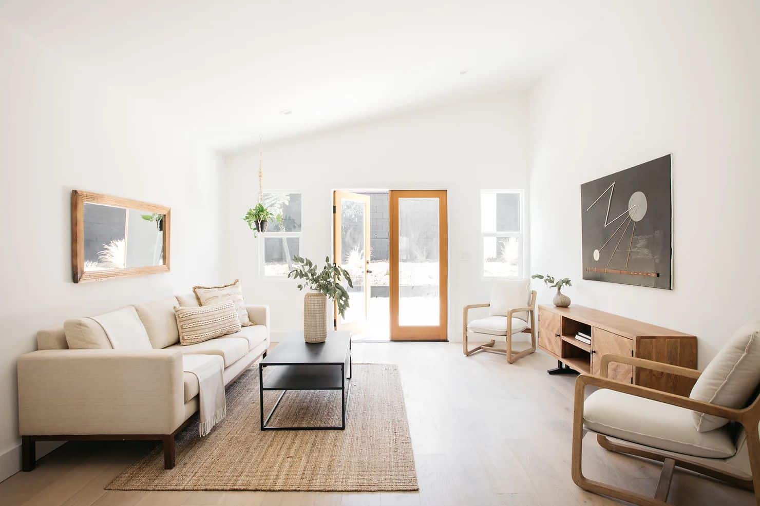 Modern Luxury Furniture in Toronto: A Complete Guide for Elegant Living
