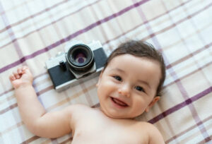 How Parents Can Help Make a Newborn Photo Session Stress-Free
