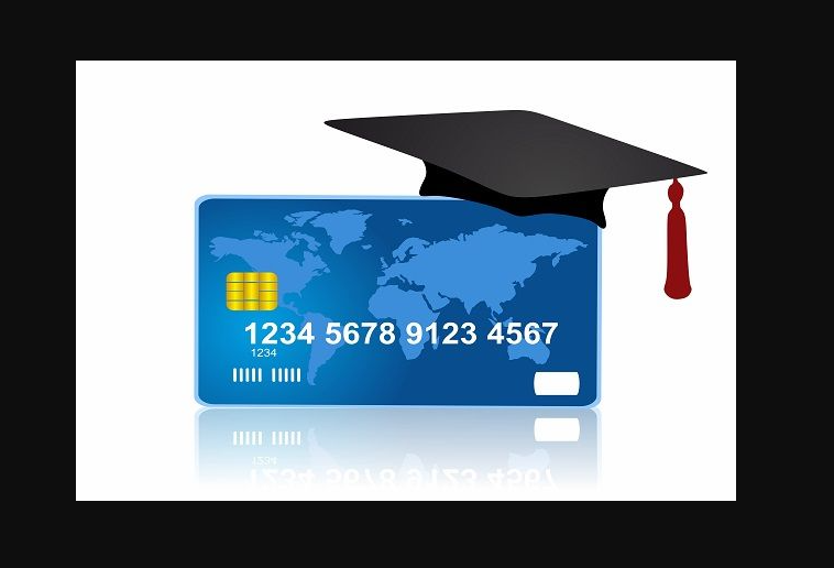 Choosing the Right Student Credit Card: What Matters More Than Interest Rates