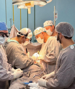 Revolutionizing Scoliosis Treatment: Is Minimally Invasive Surgery Right for You?