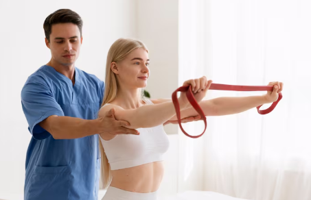 How Physiotherapy Clinic Helps Relieve Physiotherapy for Knee Joint Pain